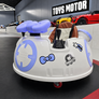 hELLO KITTY AUTO TAMPONEUSE 360 DEGRES 6 VOLTS